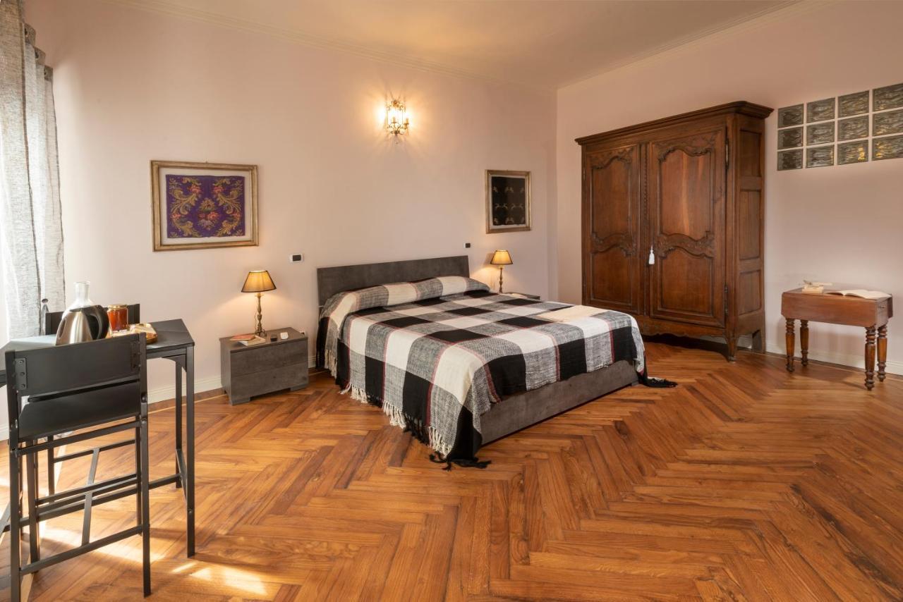 Porte ad Arco Bra Exterior foto